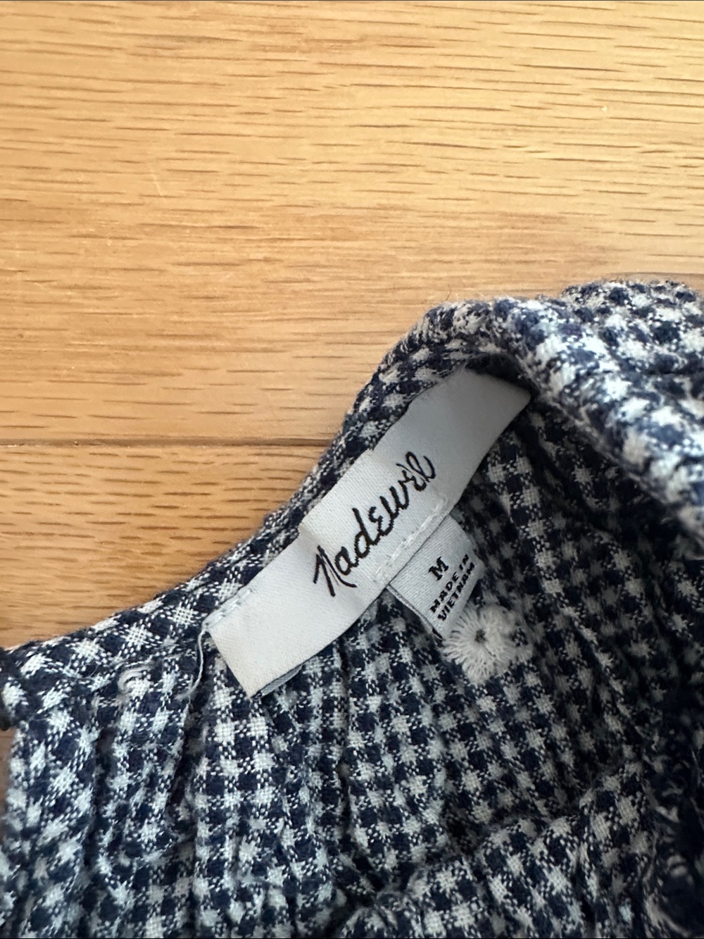 Madewell black and white blouse with Daisy Embroidery - size M - Picture 2 of 5